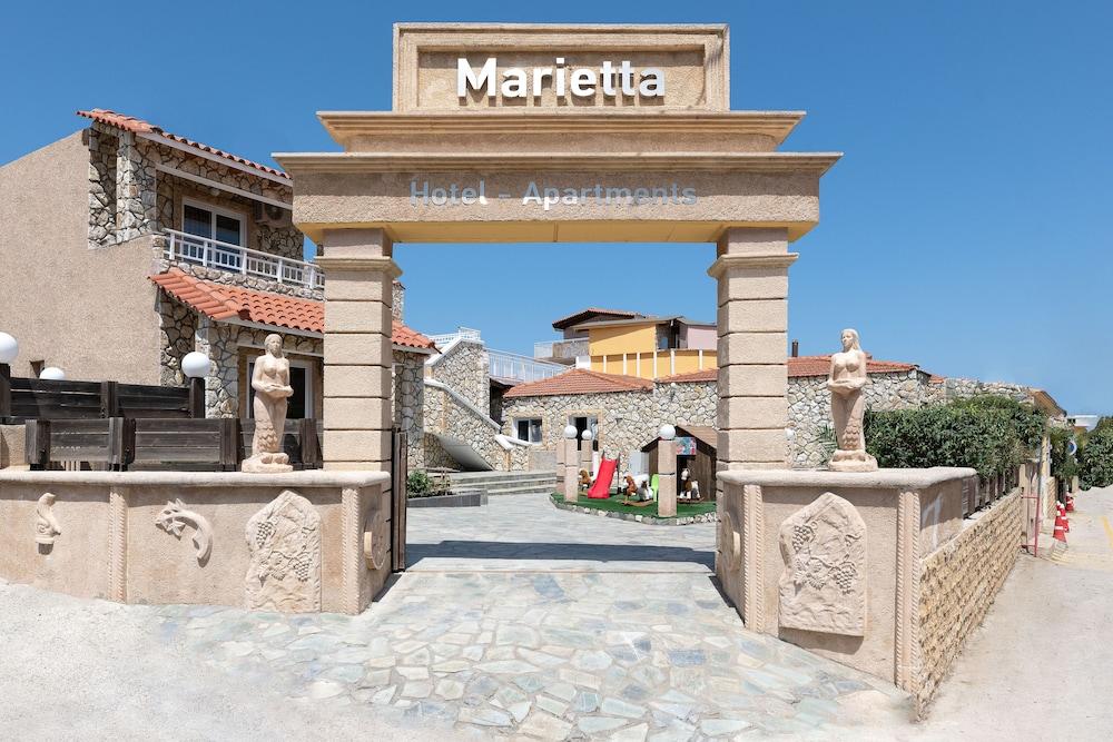 Marietta Hotel Apartments Пастида Экстерьер фото