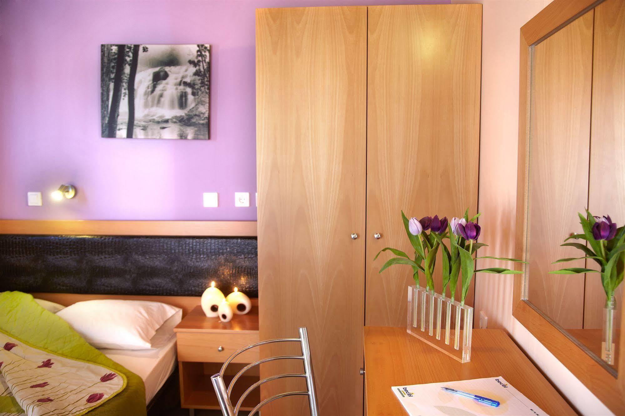 Marietta Hotel Apartments Пастида Экстерьер фото